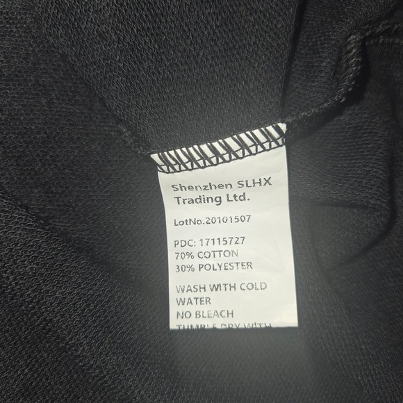 Womens Black LOVE Graphic Sweatshirt Pullover Long Sleeve Casual Size M - Picture 4 of 4